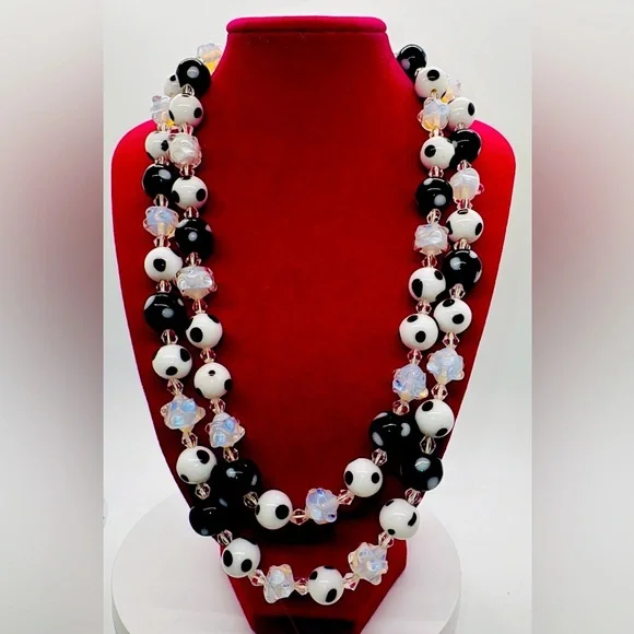 Murano glass beads necklace. Totally unique. - Picture 1 of 4